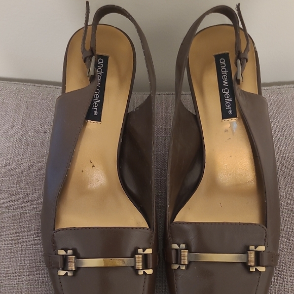 Andrew Geller Brown Slingback Flats with Gold Accents - Picture 2 of 6